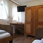 Πανσιόν Emmis Erbe