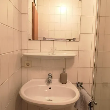 Gaestezimmer Emmis Erbe 3* Peine